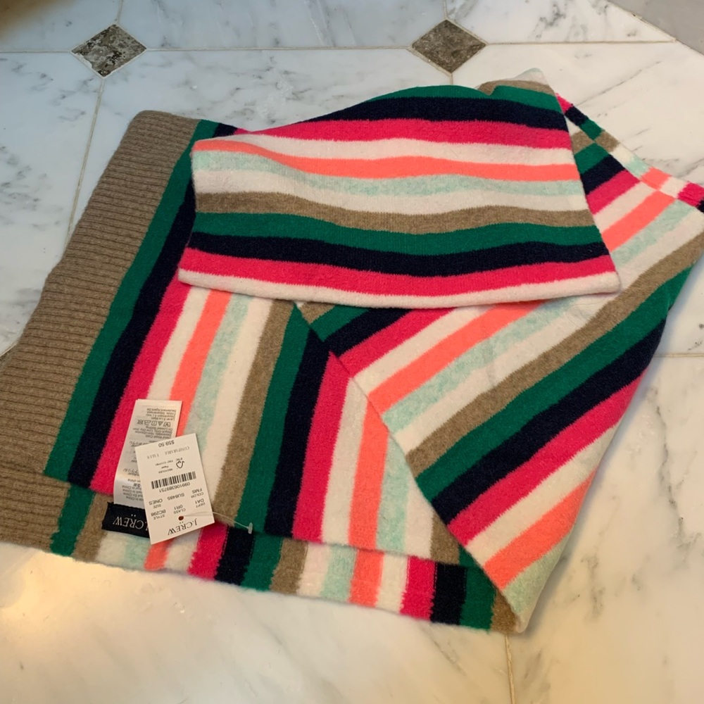 J Crew woman’s shawl